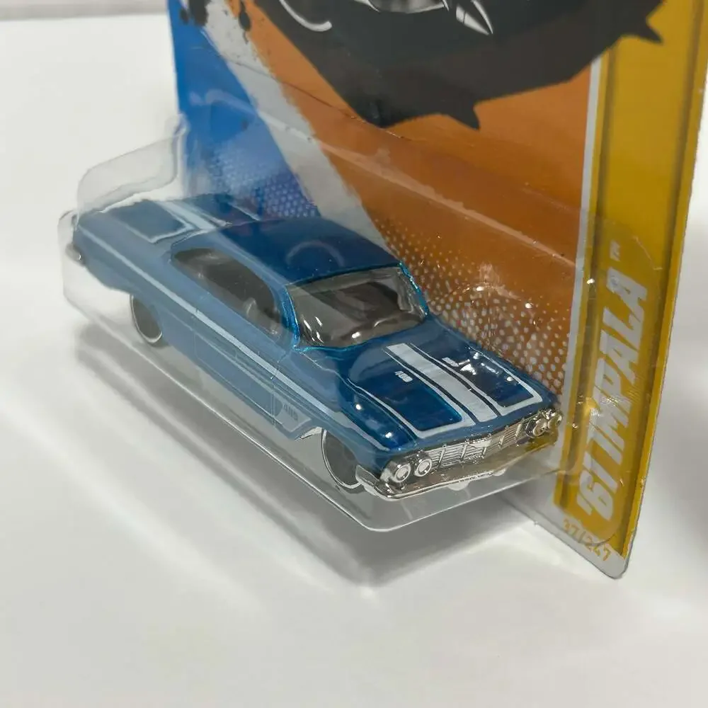 Hot Wheels 2012 New Models '61 Impala 37/247